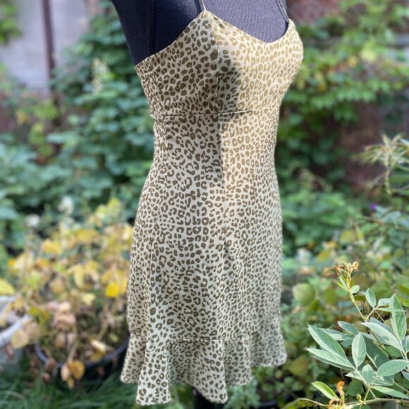 ZARA Olive Green Leopard Print Mini Dress XS - Picture 4 of 9